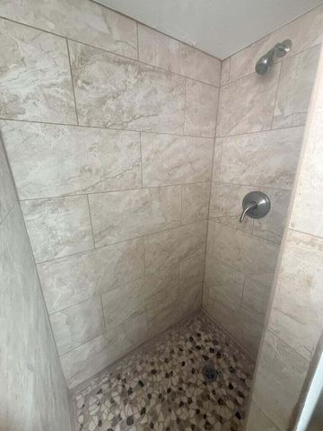 204 Laguayra Drive NE, Albuquerque, NM 87108