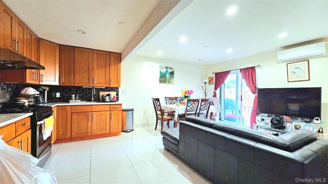 4208 164th Street, Flushing, NY 11358