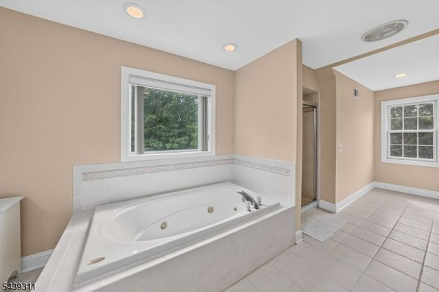 42 Stephens Mill Rd, Mount Olive Twp., NJ 07840