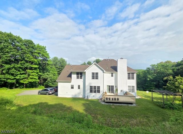 42 Stephens Mill Rd, Mount Olive Twp., NJ 07840