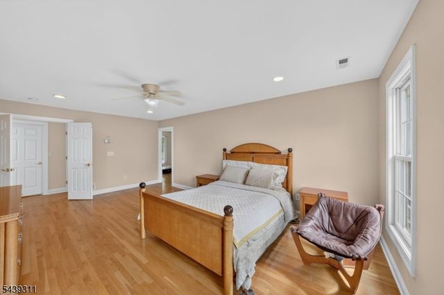 42 Stephens Mill Rd, Mount Olive Twp., NJ 07840