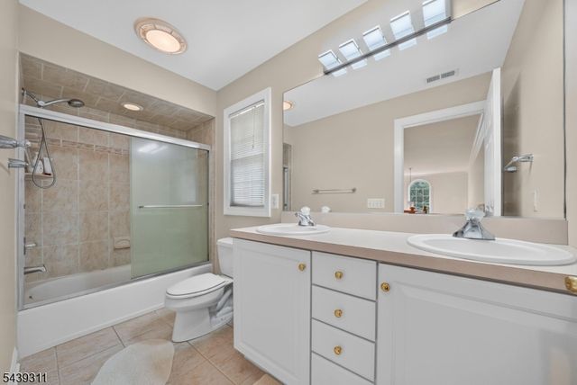 42 Stephens Mill Rd, Mount Olive Twp., NJ 07840