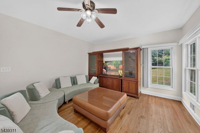 42 Stephens Mill Rd, Mount Olive Twp., NJ 07840