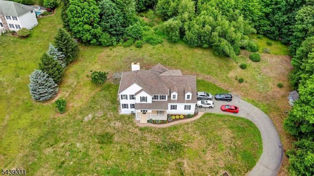 42 Stephens Mill Rd, Mount Olive Twp., NJ 07840