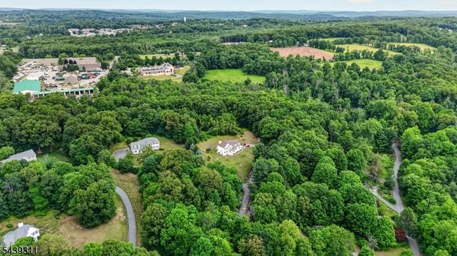 42 Stephens Mill Rd, Mount Olive Twp., NJ 07840