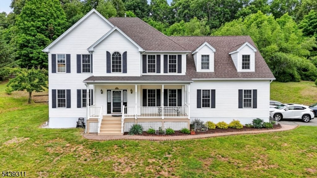 42 Stephens Mill Rd, Mount Olive Twp., NJ 07840