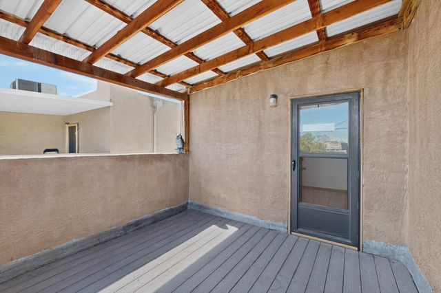 9007 Hendrix Road NE, Albuquerque, NM 87111
