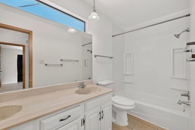 9007 Hendrix Road NE, Albuquerque, NM 87111