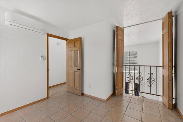 9007 Hendrix Road NE, Albuquerque, NM 87111