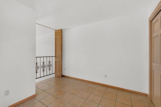 9007 Hendrix Road NE, Albuquerque, NM 87111