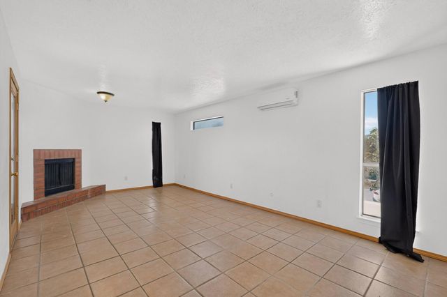 9007 Hendrix Road NE, Albuquerque, NM 87111