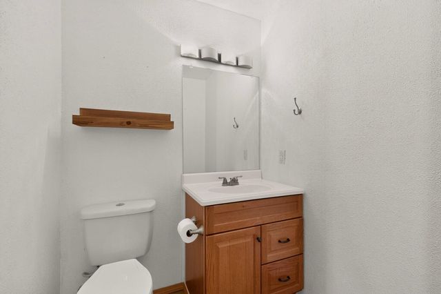 9007 Hendrix Road NE, Albuquerque, NM 87111