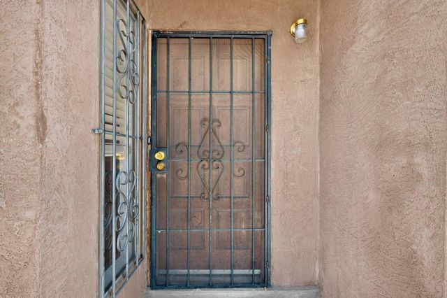 9007 Hendrix Road NE, Albuquerque, NM 87111