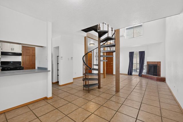 9007 Hendrix Road NE, Albuquerque, NM 87111