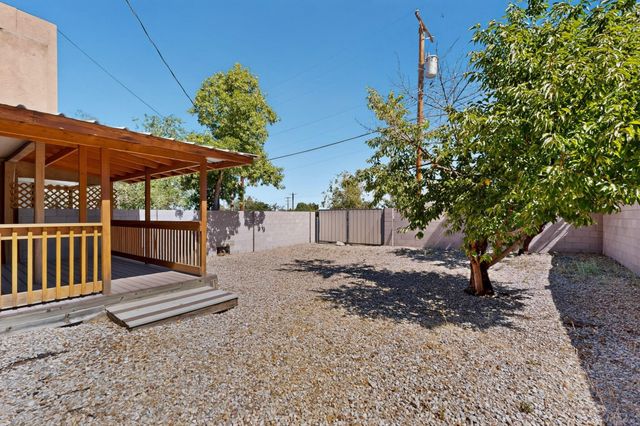 9007 Hendrix Road NE, Albuquerque, NM 87111
