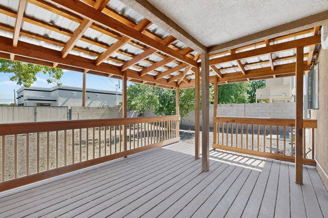 9007 Hendrix Road NE, Albuquerque, NM 87111