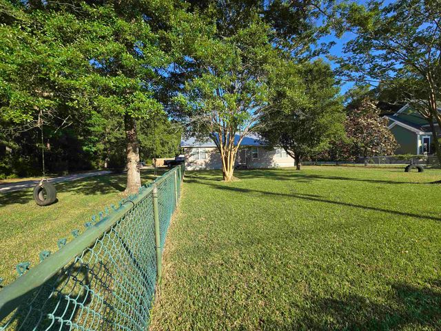 5177 Berkeley Ct., Murrells Inlet, SC 29576