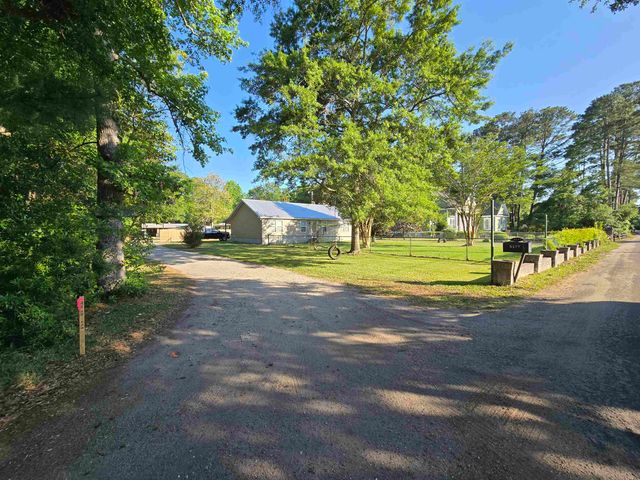 5177 Berkeley Ct., Murrells Inlet, SC 29576