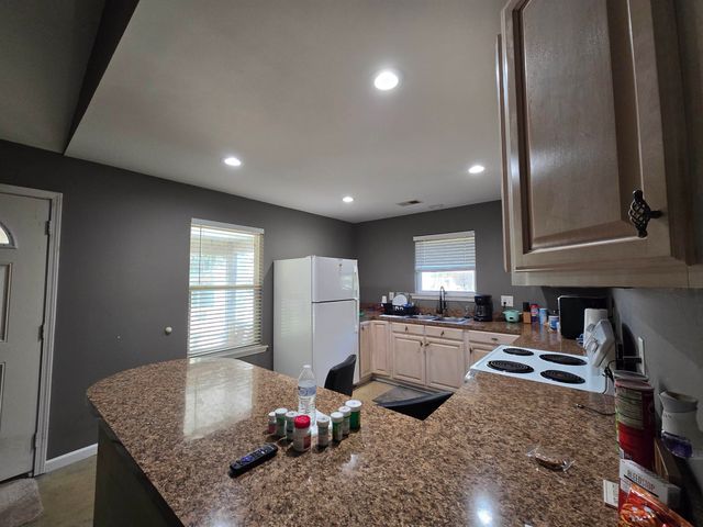 5177 Berkeley Ct., Murrells Inlet, SC 29576