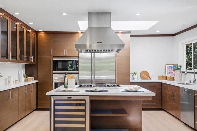 39 Colorados Drive, Millbrae, CA 94030