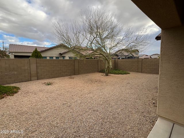 17870 W Hadley Street, Goodyear, AZ 85338