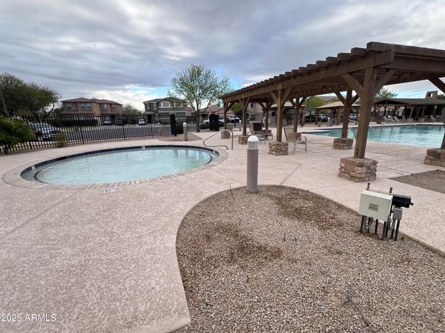 17870 W Hadley Street, Goodyear, AZ 85338