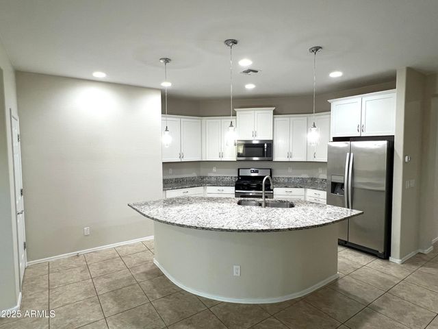 17870 W Hadley Street, Goodyear, AZ 85338