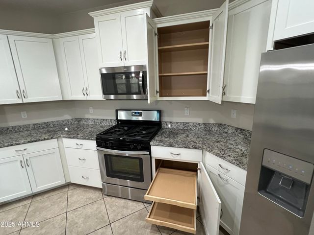 17870 W Hadley Street, Goodyear, AZ 85338