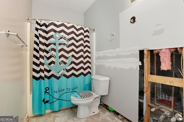 9285 Crystal Springs Road, Gainesville, GA 30506