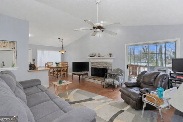 9285 Crystal Springs Road, Gainesville, GA 30506