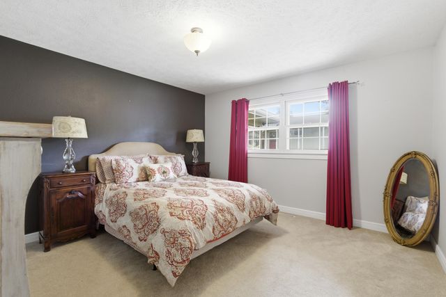 2723 E Glenwood Street, Springfield, MO 65804