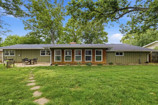 2723 E Glenwood Street, Springfield, MO 65804