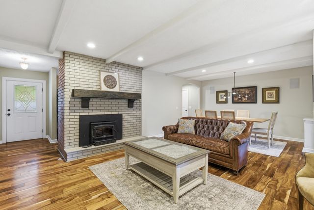 2723 E Glenwood Street, Springfield, MO 65804