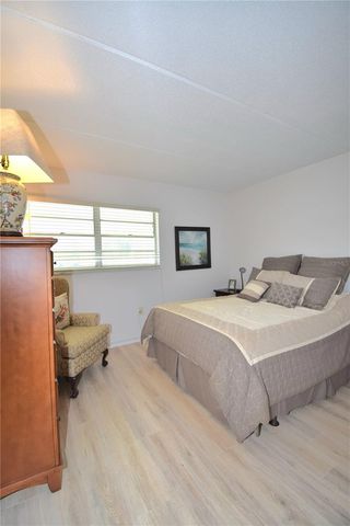 841 PATRICIA AVENUE 202, Dunedin, FL 34698