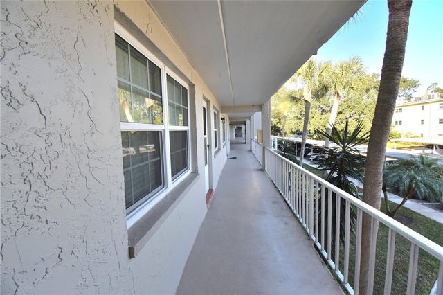 841 PATRICIA AVENUE 202, Dunedin, FL 34698