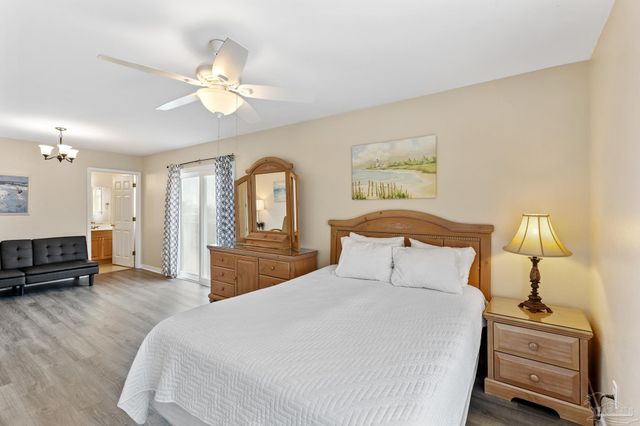 806 Maldonado Dr, Pensacola Beach, FL 32561