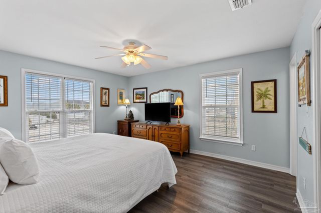 806 Maldonado Dr, Pensacola Beach, FL 32561