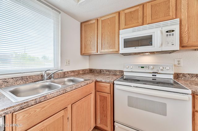 10802 N 16TH Avenue 3, Phoenix, AZ 85029