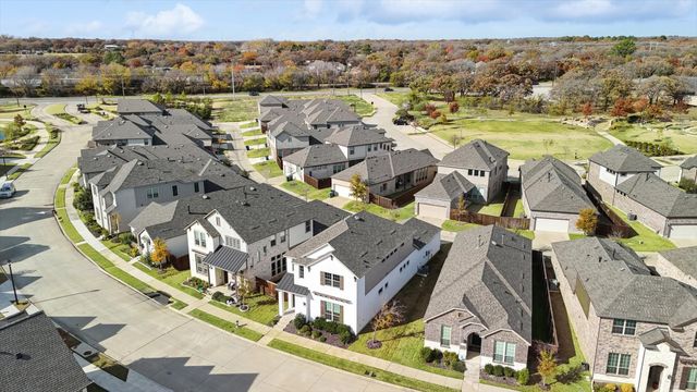727 Waterbrook Parkway, Argyle, TX 76226
