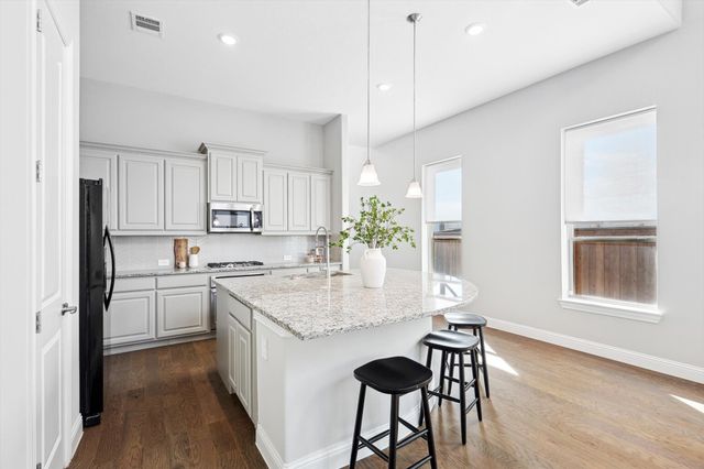 727 Waterbrook Parkway, Argyle, TX 76226
