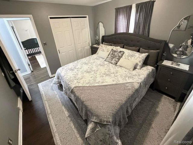 4173 Jackson Street, Dearborn Heights, MI 48125