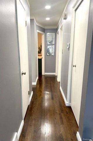 4173 Jackson Street, Dearborn Heights, MI 48125