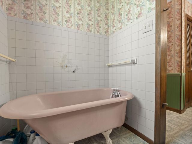 4450 Camp Baker Rd, Leesville, LA 71446