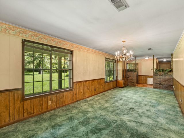 4450 Camp Baker Rd, Leesville, LA 71446