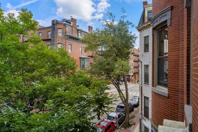 4 Claremont Park 3, Boston, MA 02118