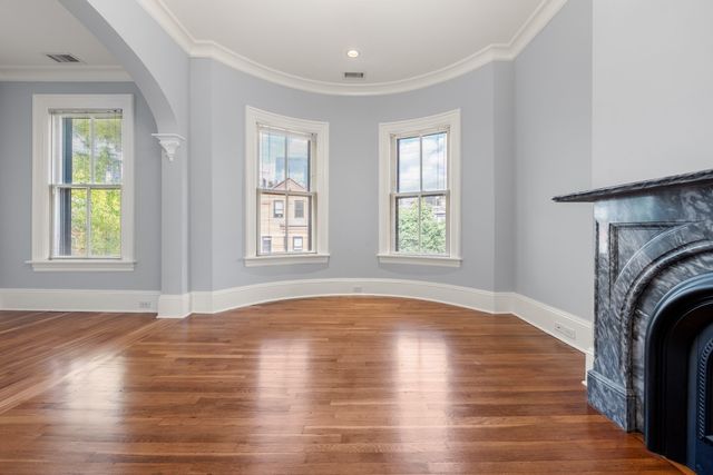 4 Claremont Park 3, Boston, MA 02118