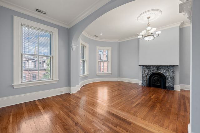 4 Claremont Park 3, Boston, MA 02118