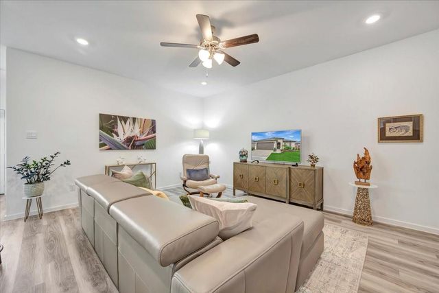 3013 Snowy Egret Drive, Texas City, TX 77590