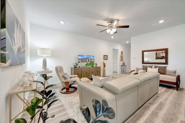3013 Snowy Egret Drive, Texas City, TX 77590