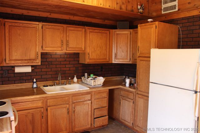 65337 S 220 Road, Inola, OK 74036